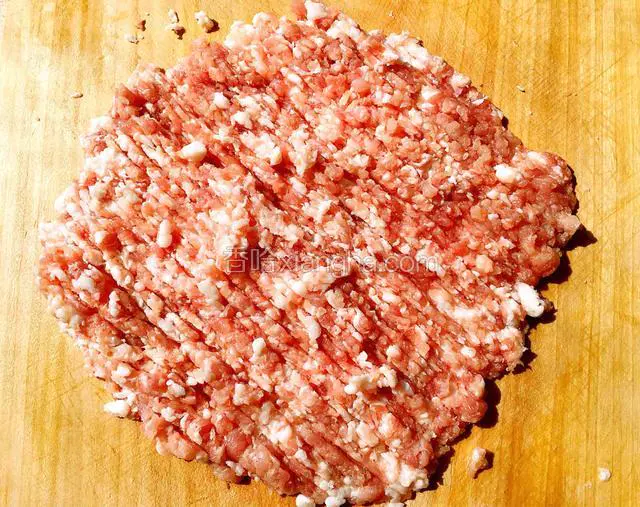 肉剁成肉泥