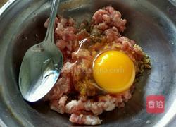 菠菜丸子汤的做法图解2