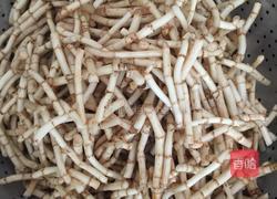 凉拌海带、鱼腥草的做法图解3