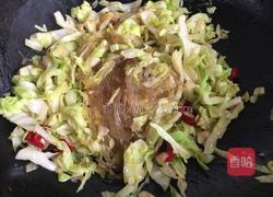 甘蓝炒粉条的做法图解6