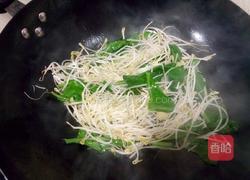 绿豆芽炒白菜苔的做法图解4