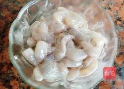 三色炒虾仁的做法图解4