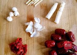 莲子红枣鸽子汤的做法图解4