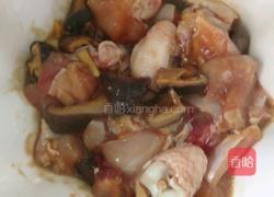 冬菇蒸鸡腿肉的做法图解4