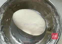 Illustration of how to make pork and radish buns 3