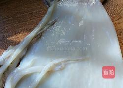 香辣爆炒鱿鱼的做法图解1