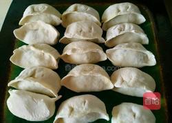 抱蛋煎饺的做法图解1