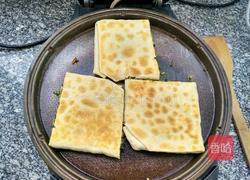 叠韭菜馍的做法图解10