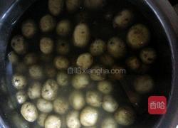美味酱香小土豆的做法图解2