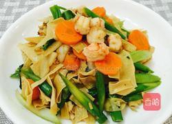 蒜香虾仁芦笋豆腐皮的做法图解15