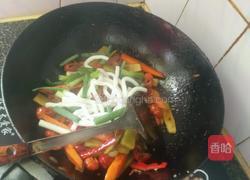 辣爆鸡尾虾的做法图解3