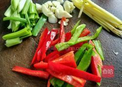 鸡胗爆炒榨菜的做法图解3