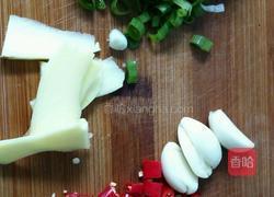 家常冬瓜鲫鱼汤的做法图解3