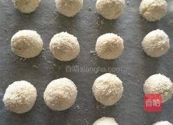 蛋白椰蓉球的做法图解9