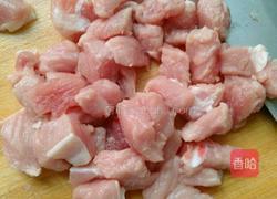 菠萝咕噜肉的做法图解1