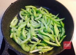西芹炒百合的做法图解6