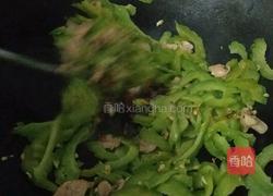 苦瓜炒肉的做法图解7