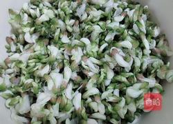 蒸槐花的做法图解4