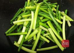 蒜苔炒肉丝的做法图解5