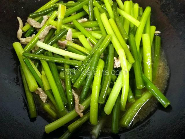 翻炒均匀入味即可出锅