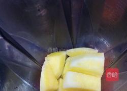 鲜榨西瓜汁的做法图解2