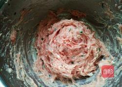 西红柿木耳肉丸汤的做法图解1