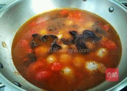 西红柿木耳肉丸汤的做法图解7