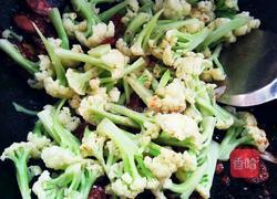 香腸炒菜花的做法圖解7
