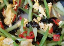 鸡蛋炒芹菜的做法图解11