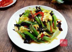 鸡蛋炒芹菜的做法图解12