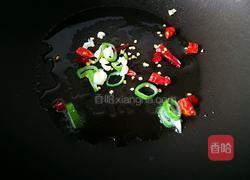 「Cathy边吃边营养」蒜蓉清炒荷兰豆的做法图解4