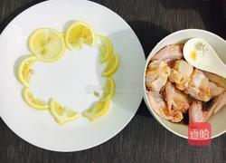 美味柠檬可乐焖鸡翅的做法图解2
