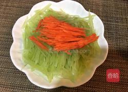 清炒莴笋丝的做法图解1