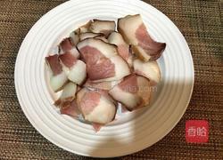 春笋炒腊肉的做法图解1