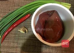 韭花炒猪肝的做法图解1