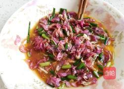 粉色洋槐花鸡蛋饼的做法图解3