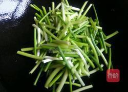 爆炒蒜苔的做法图解3