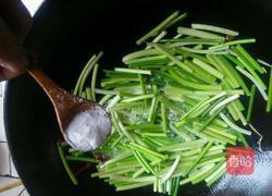 爆炒蒜苔的做法图解4
