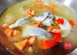䲞鱼番茄汤的做法图解8