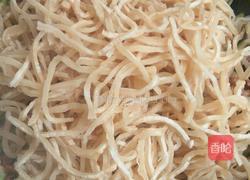 肉丝蒜苔炒饼的做法图解8