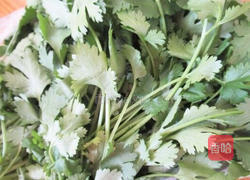 保存香菜方法的做法图解1