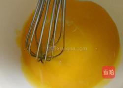 可可蛋糕卷的做法图解2