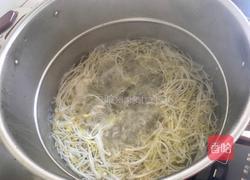 凉拌黄瓜绿豆芽的做法图解3