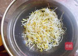 凉拌黄瓜绿豆芽的做法图解4