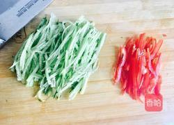 凉拌黄瓜绿豆芽的做法图解5