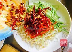 凉拌黄瓜绿豆芽的做法图解11