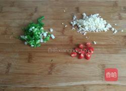 凉拌魔芋结的做法图解2
