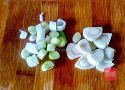 红烧肉香菇胡萝卜焖饭的做法图解3