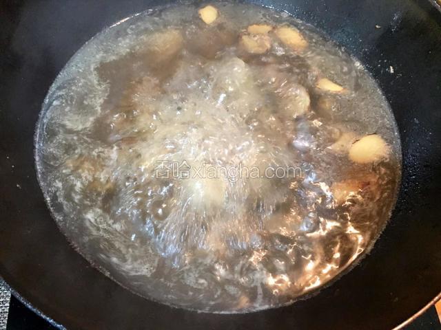 加适量清水煮开