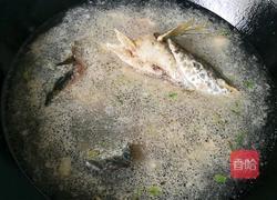 黑鱼汤的做法图解7